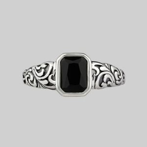 Regal Rose IN MEMORIAM. Onyx Ashes Cremation Ring